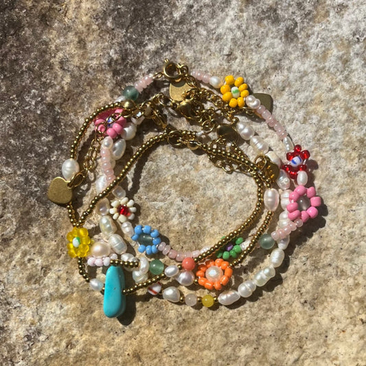 "Florida Summer" Dainty Pearl & Flower Beaded Bracelet | Vintage Seed Bead Dopamine Layering Jewelry