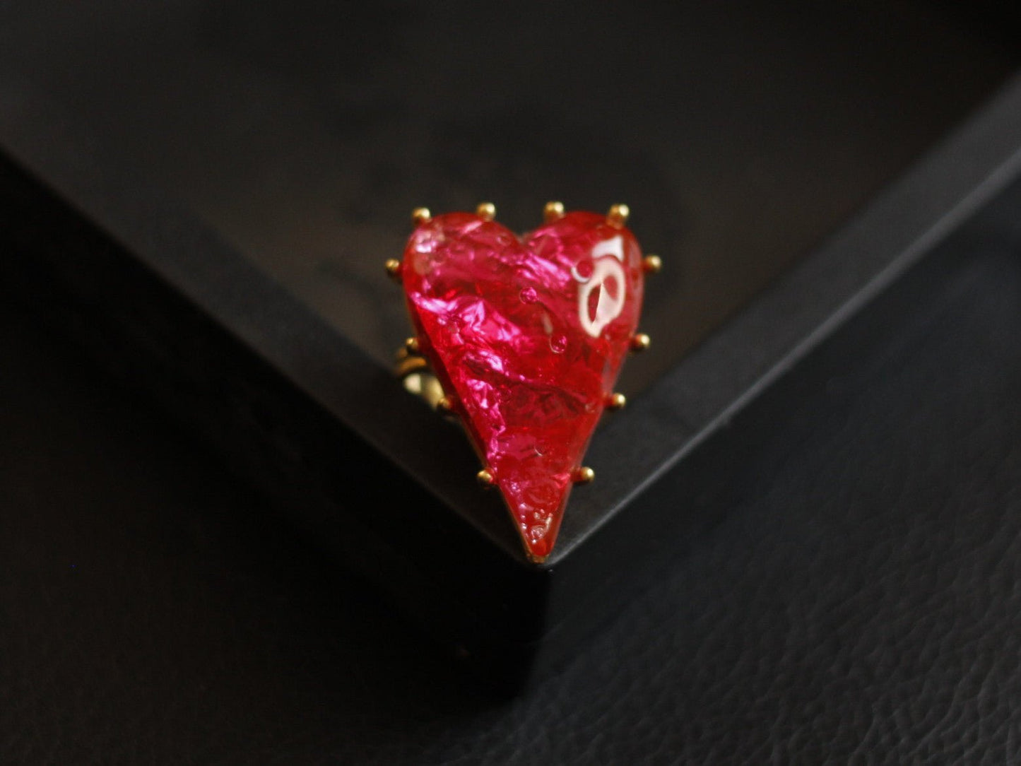 Vintage Crackled Glass Heart Ring – Bold Ruby Red Adjustable Band - Doraflora